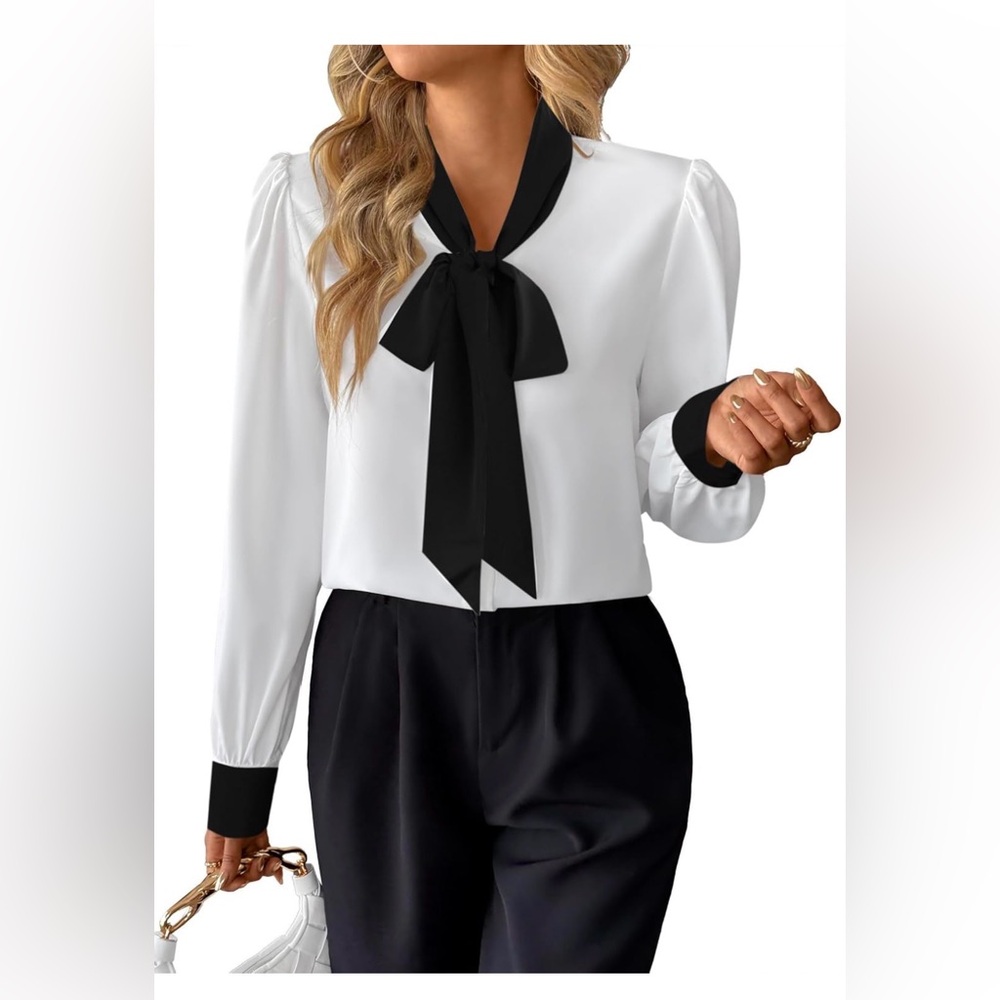 NWT Avanova Women's Bow Tie Neckline Blouse Size: XL, White/Black Dressy,Work